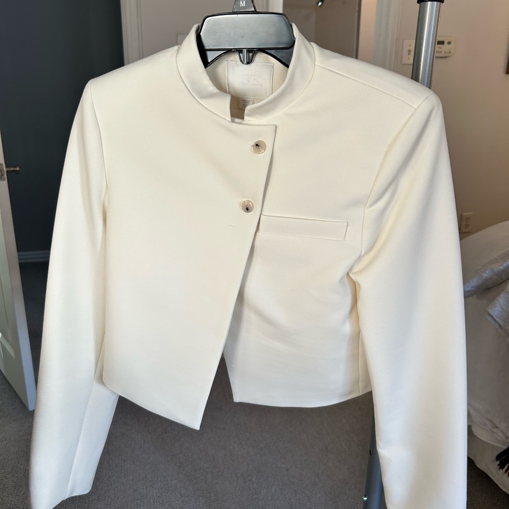 Zara Cream Cropped Blazer with Stand Collar